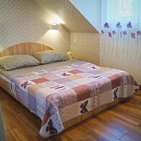 Bed and Breakfast E&M Миколайки Экстерьер фото